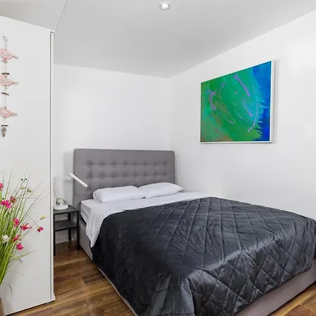 Tena -2nd Row To The Sea- Apartment *